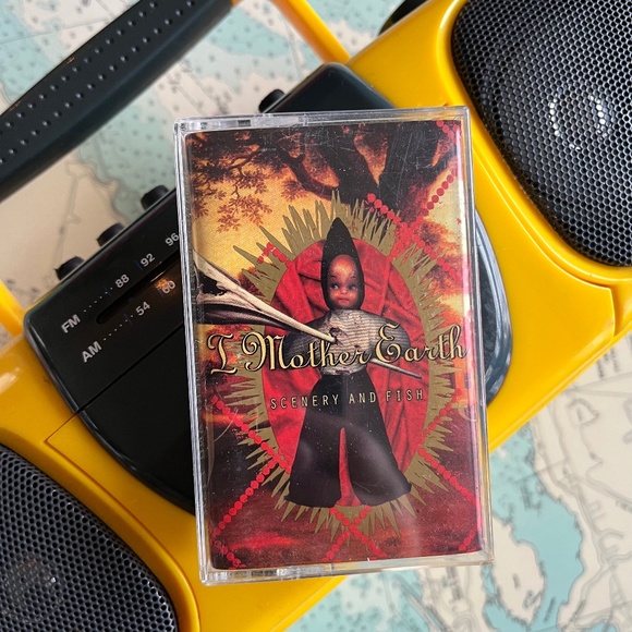 Vintage 90s I Mother Earth Scenery and Fish Cassette Tape - Picture 1 of 3